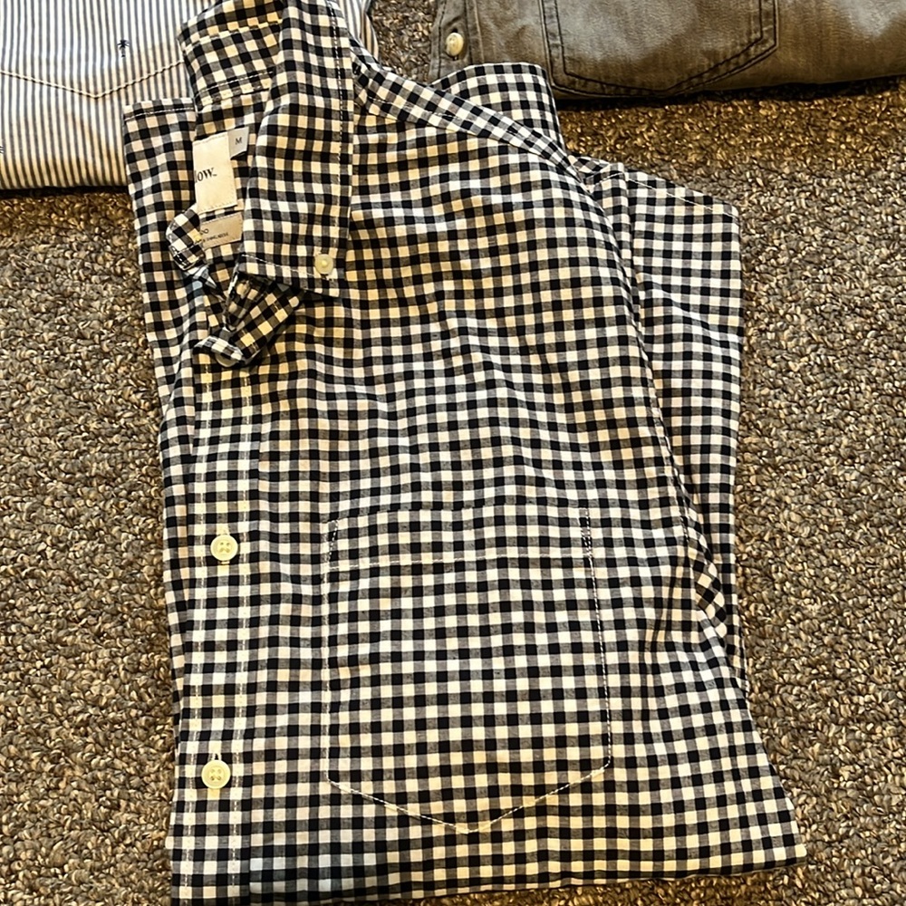 Goodfellow button down tops - Picture 3 of 5